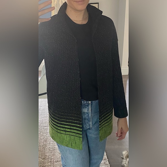 Elie Tahari Jacket/ Topper. - Picture 3 of 7